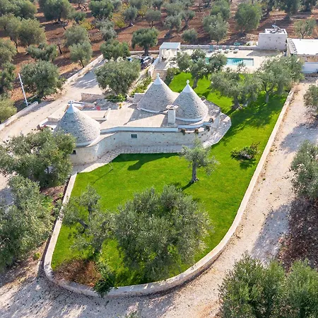 Villa Trulli Vecchia Corte