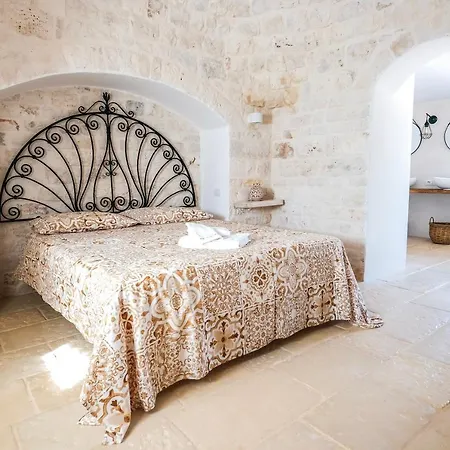 Trulli Vecchia Corte Monopoli