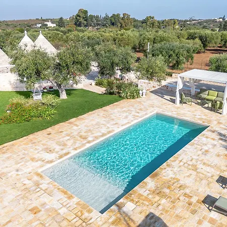 Trulli Vecchia Corte Βίλα
