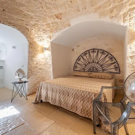 Trulli Vecchia Corte * Monopoli